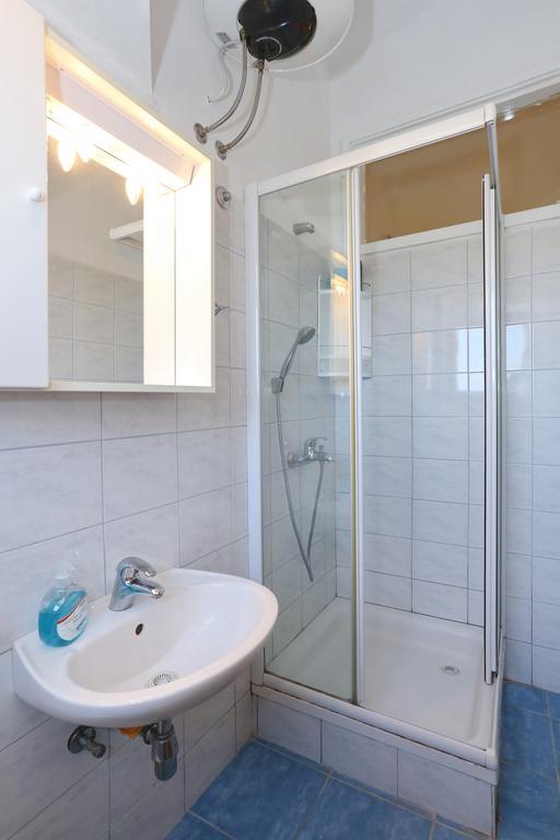 Apartments Maslina Božava Eksteriør bilde