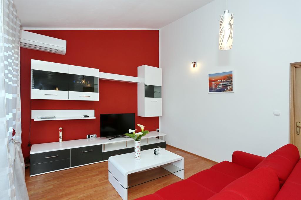 Apartments Maslina Božava Eksteriør bilde